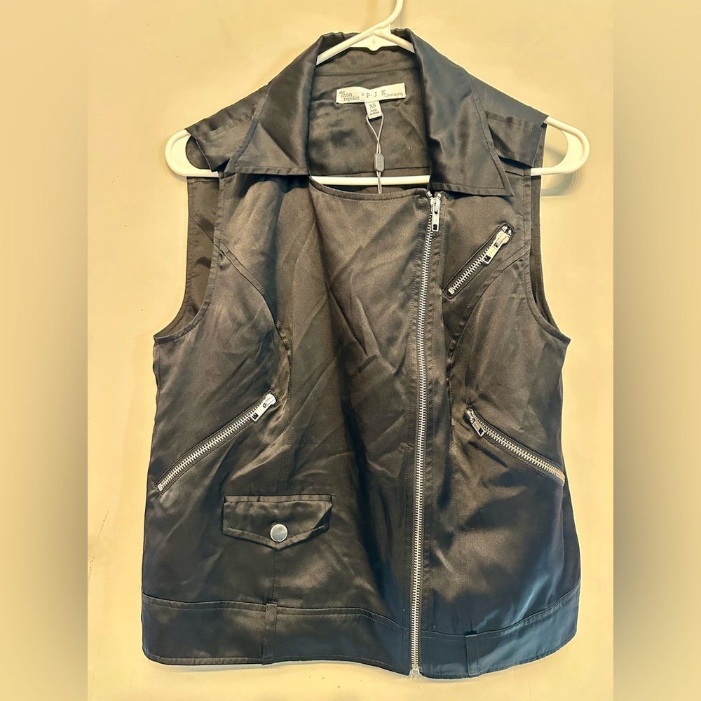 PJK Patterson J. Kincaid Black Silk Moto Vest with Zipper Details XS - Picture 1 of 6